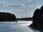 0_aa215_56006ed1_S.jpg
