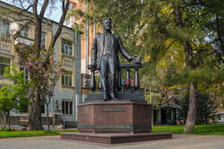 0_1bef44_ce210f46_M.jpg